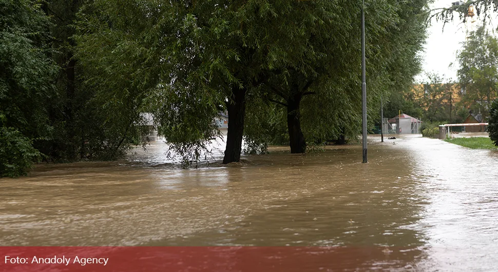 poplave slovenija2.webp